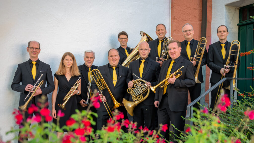 Drei Haselnüsse für Aschenbrödel